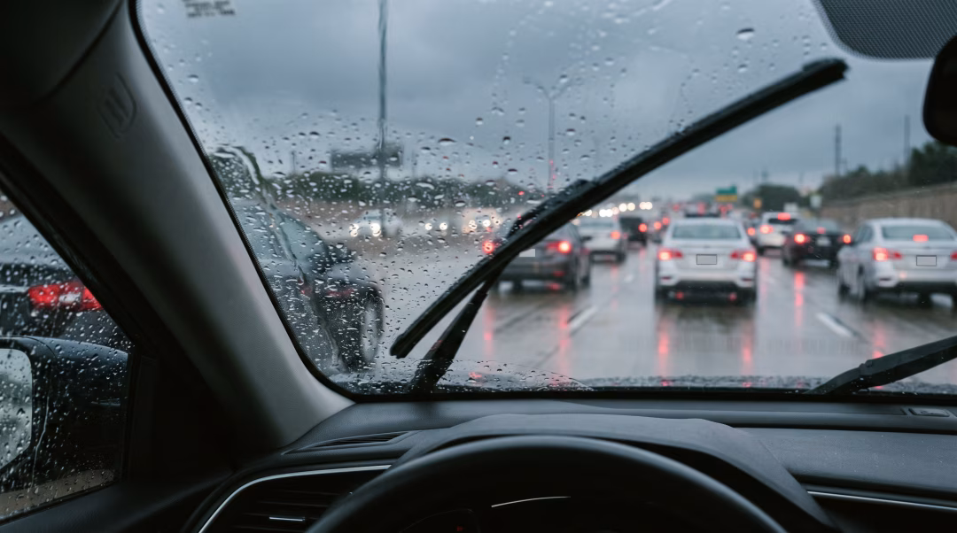 how-to-drive-safely-through-heavy-rain-in-dallas