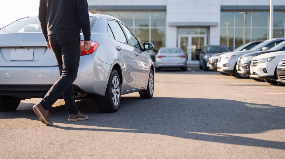 should-you-save-for-down-payment-or-buy-car-now